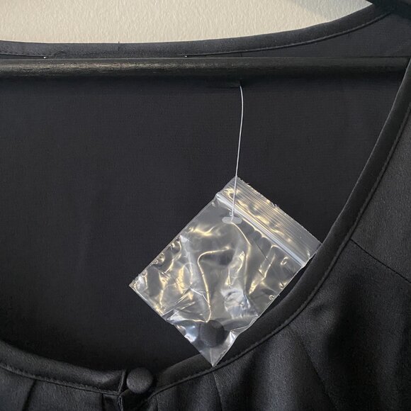 NWT Isaac Mizrah Live! Black Satin Lace Cuffs/Hem Blouse - Picture 4 of 13